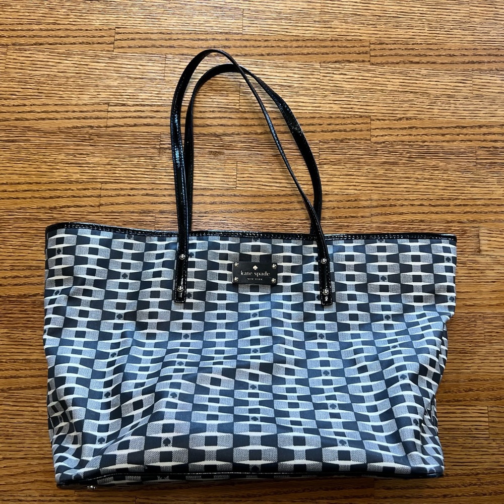 kate spade Signature Spade Harmony Tote black, EUC, large purse, bag